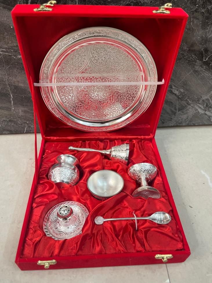 Embossed Silver Puja Thali (Size: 8 inch Of plate)